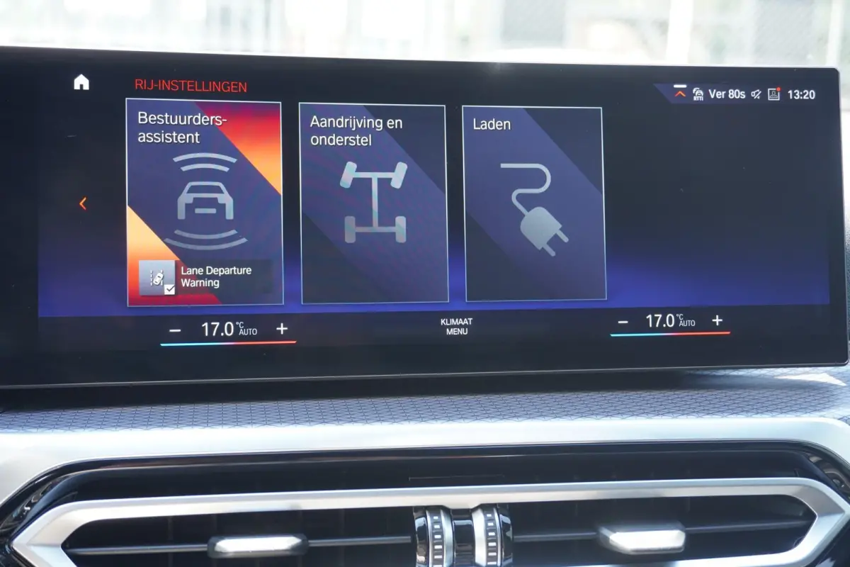eDrive40 340pk High Executive 84 kWh | SoH 94% | M-Sport | Panoramadak | Adaptive Cruise | Stoelverwarming | Apple CarPlay