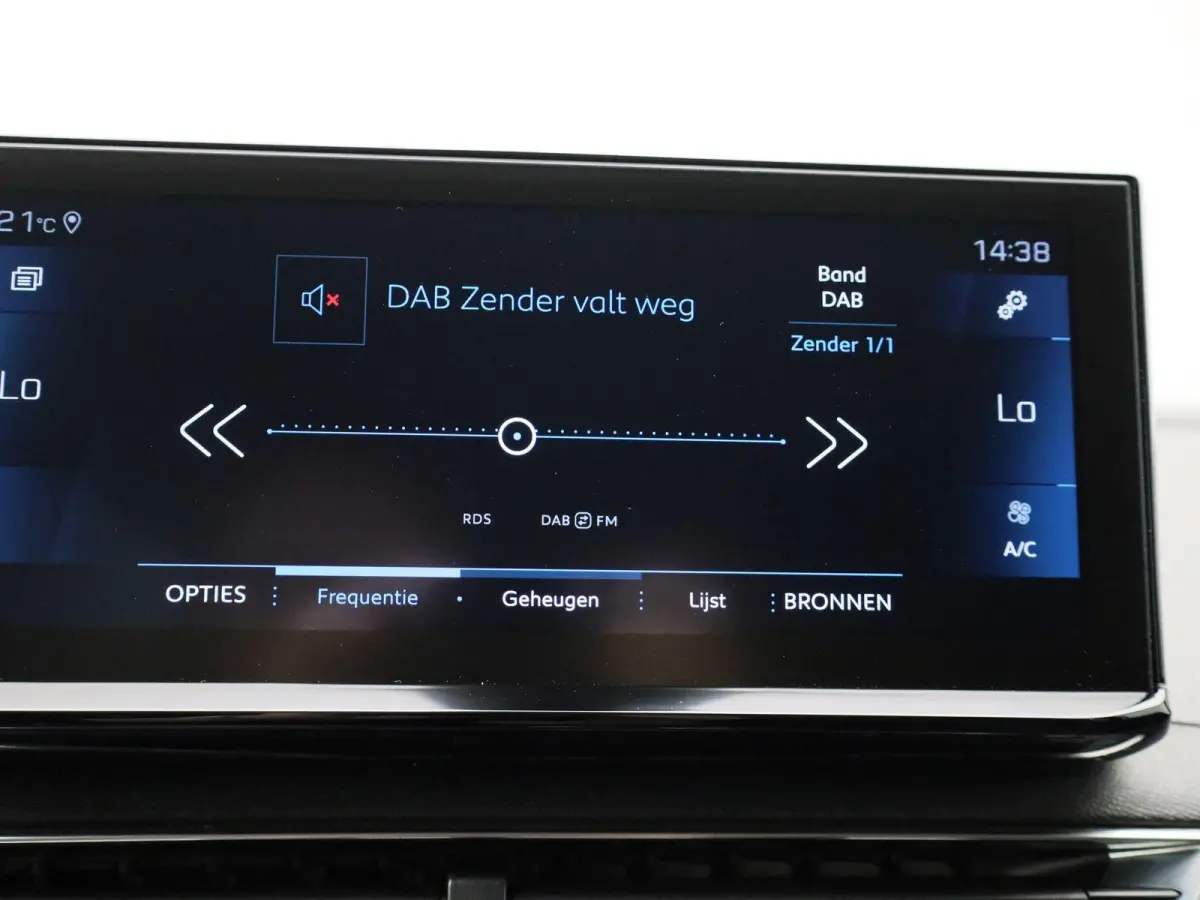 1.2 PureTech 96kW S&S Allure | Climate Control | Stoelverwarming | Achteruitrijcamera | Parkeersensoren |