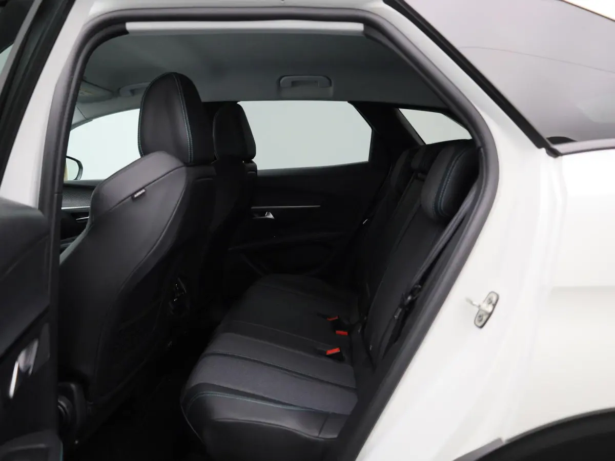 1.2 PureTech 96kW S&S Allure | Climate Control | Stoelverwarming | Achteruitrijcamera | Parkeersensoren |