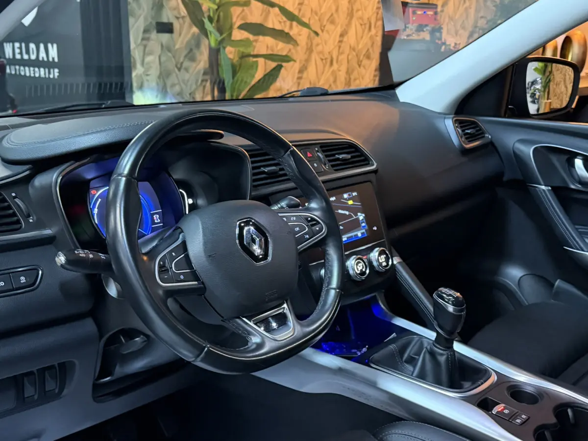 1.3 TCe Intens Garantie|1e Eig|Dealer Onderhouden|Pano|Leder|LED|Camera|Keyless|Park Assist|Black Optic|Rijklaar