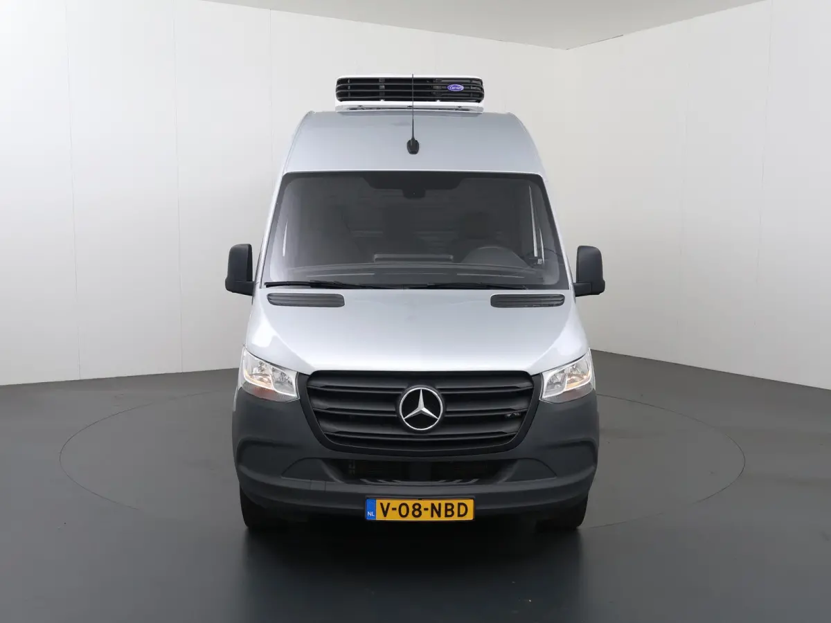 317 CDI L3 H2 | Aut. | Koelwagen | Navigatie | Parkeercamera | Airco | Keyless Go | Cruise Control | Koelwagen | Carrier | Comfortstoel en bijrijdersbank | Certified | Koel | Koelauto |