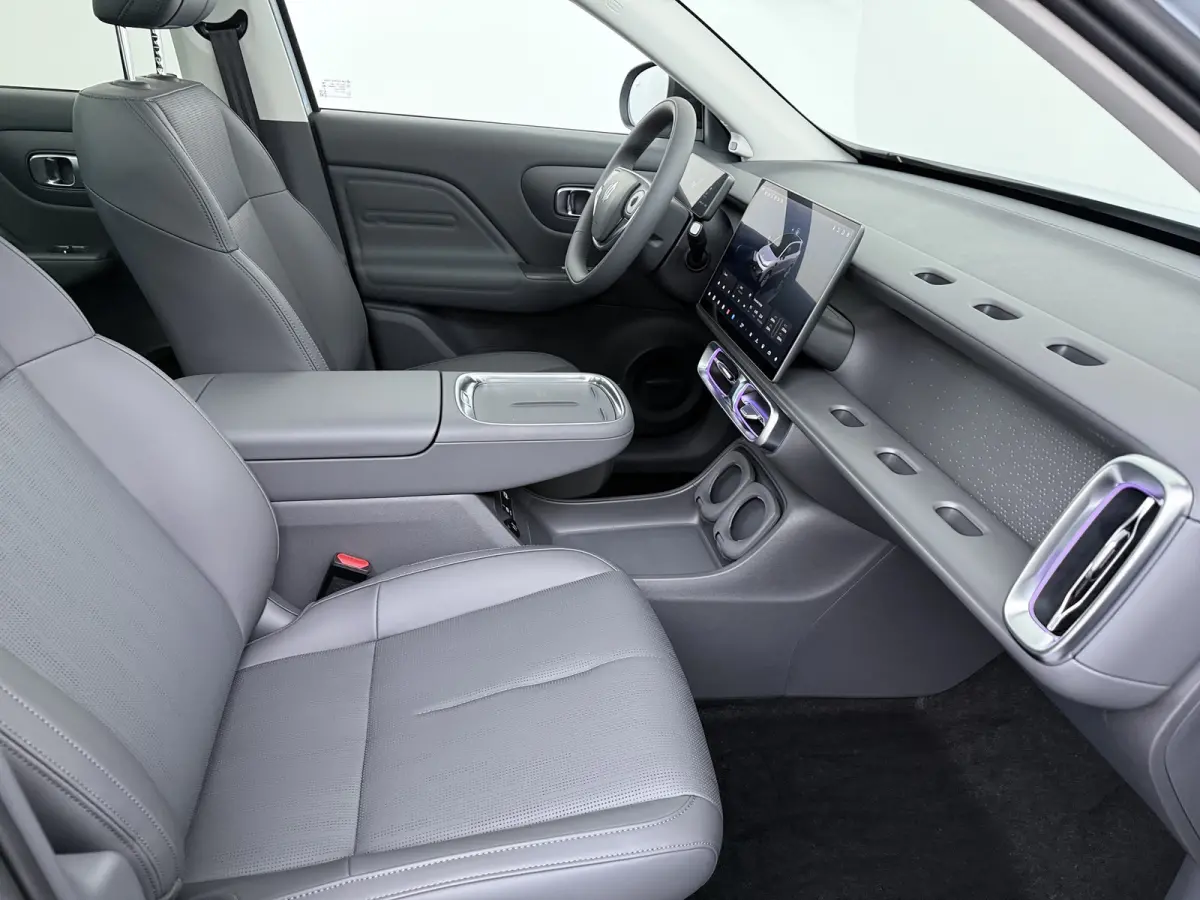 Design ProMax 67.1 kWh | €1000,- korting !! | Vanaf €499,- Private Lease per maand ! | Panoramadak | Carplay | Achteruitrijcamera | 18" Lichtmetalen Velgen | Adaptieve cruise control | P