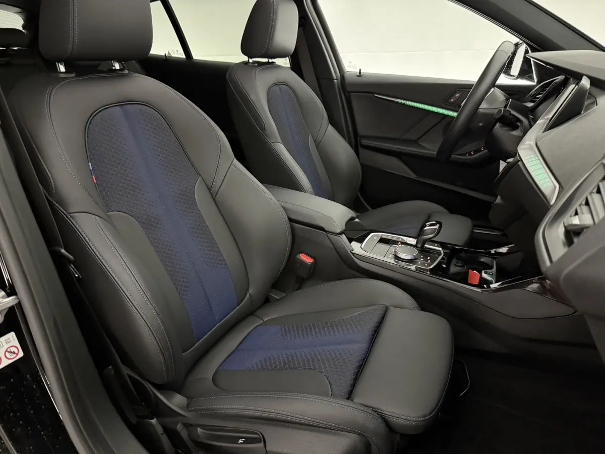 118i M-Sport | Pano | Virtual | Sfeer | Camera | Carplay | LED | Parkeersens.