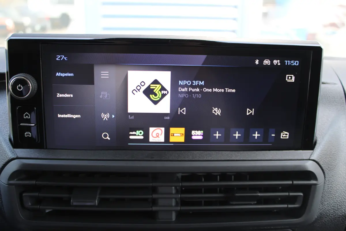 L3 75 kWh | 8 JAAR GARANTIE | CAMERA | NAVI | DRAADLOOS CARPLAY | COMFORT WAND |
