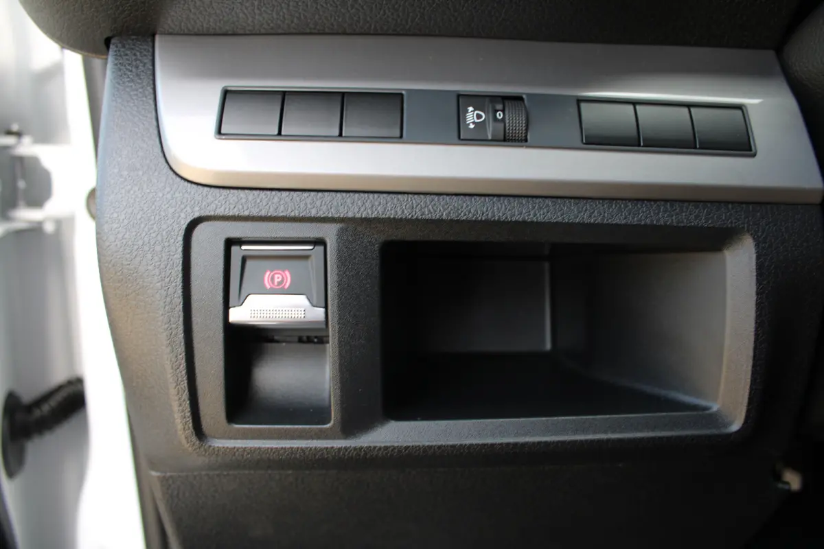 L3 75 kWh | 8 JAAR GARANTIE | CAMERA | NAVI | DRAADLOOS CARPLAY | COMFORT WAND |
