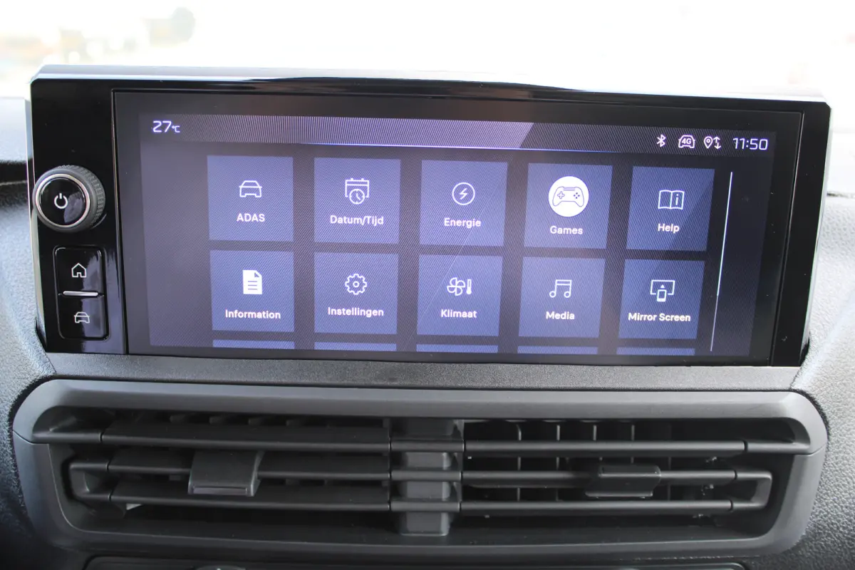 L3 75 kWh | 8 JAAR GARANTIE | CAMERA | NAVI | DRAADLOOS CARPLAY | COMFORT WAND |