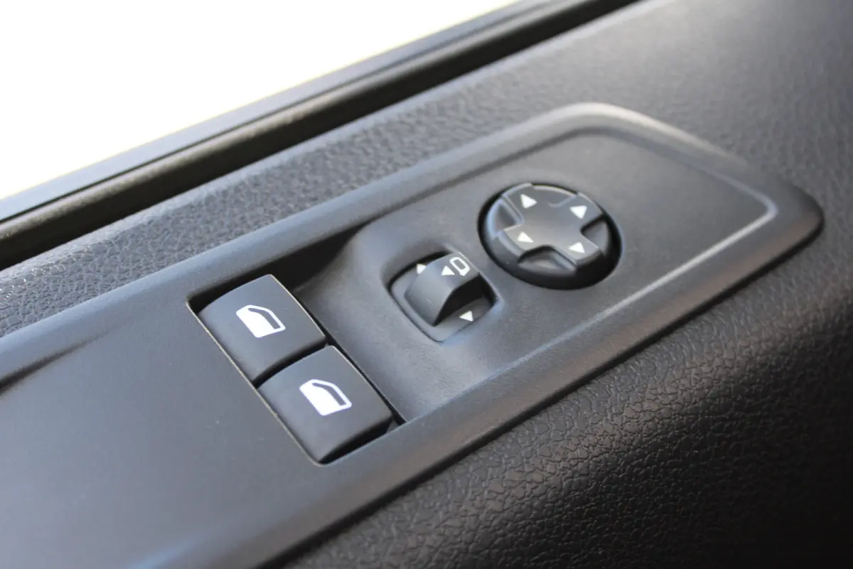 L3 75 kWh | 8 JAAR GARANTIE | CAMERA | NAVI | DRAADLOOS CARPLAY | COMFORT WAND |