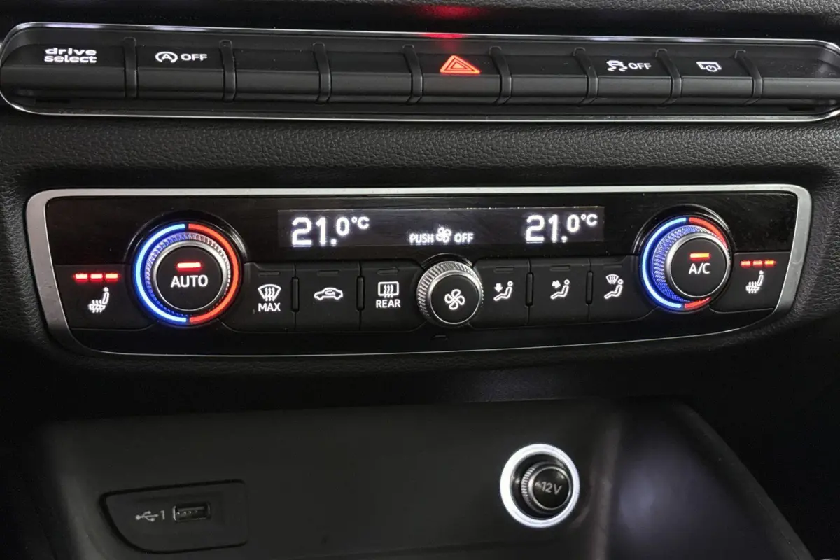 30 TFSI Advance Sport S-Line Trekhaak Stoelverwarming Navi Virtual