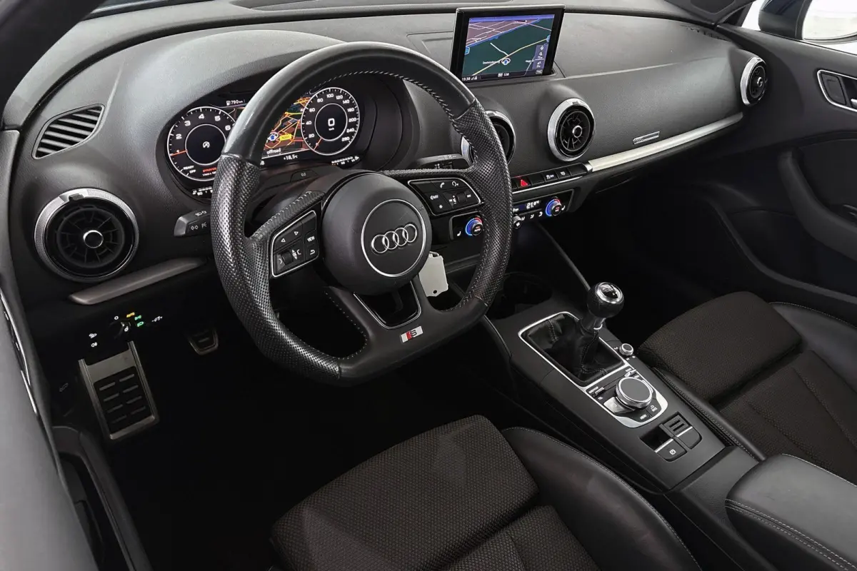 30 TFSI Advance Sport S-Line Trekhaak Stoelverwarming Navi Virtual