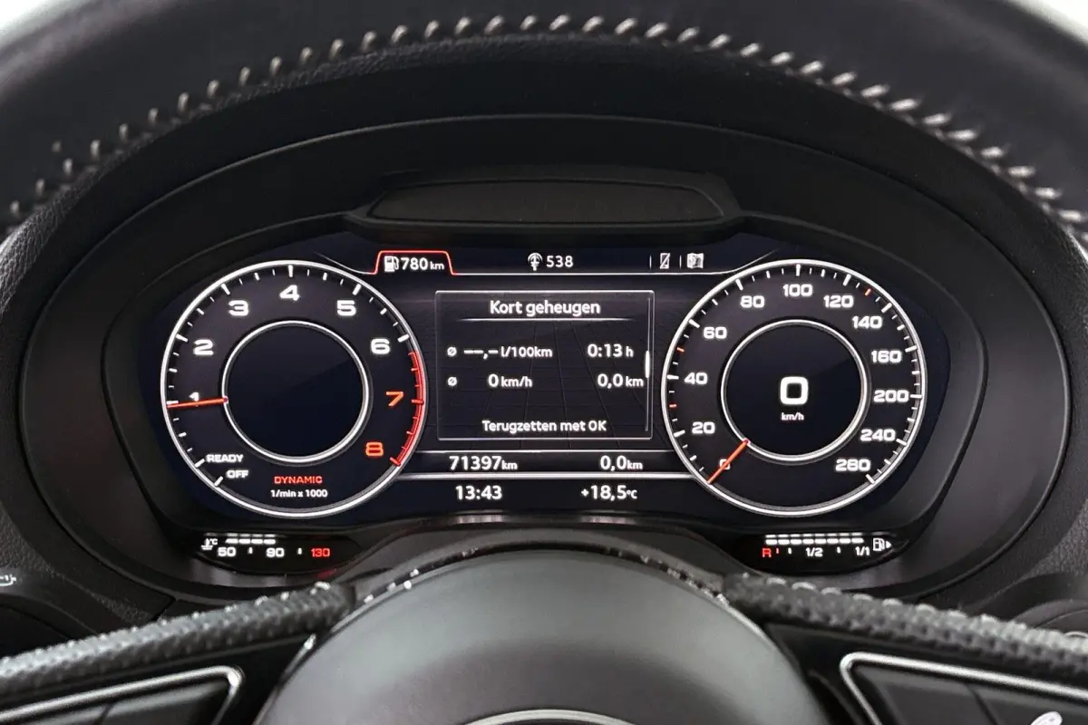 30 TFSI Advance Sport S-Line Trekhaak Stoelverwarming Navi Virtual