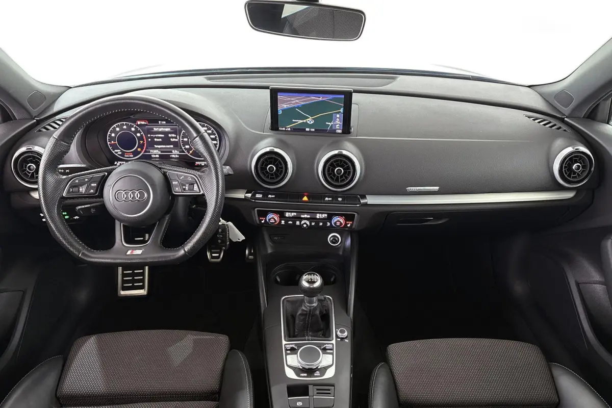 30 TFSI Advance Sport S-Line Trekhaak Stoelverwarming Navi Virtual