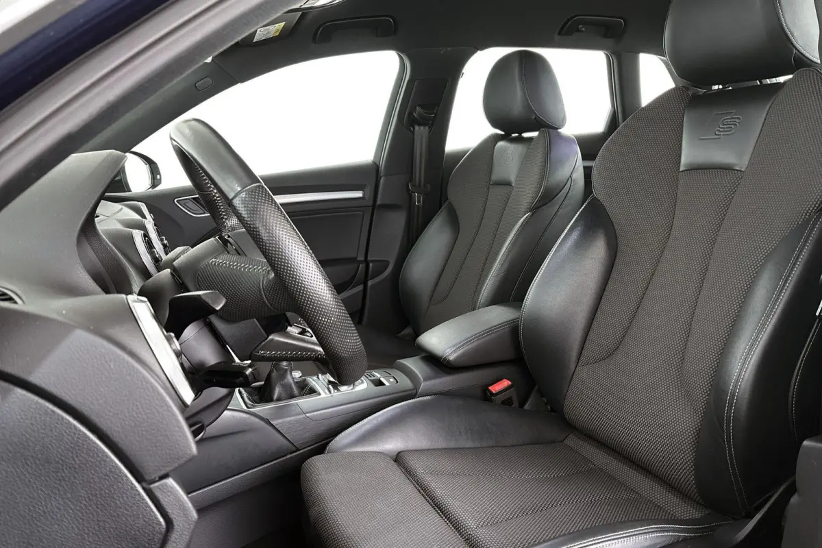 30 TFSI Advance Sport S-Line Trekhaak Stoelverwarming Navi Virtual