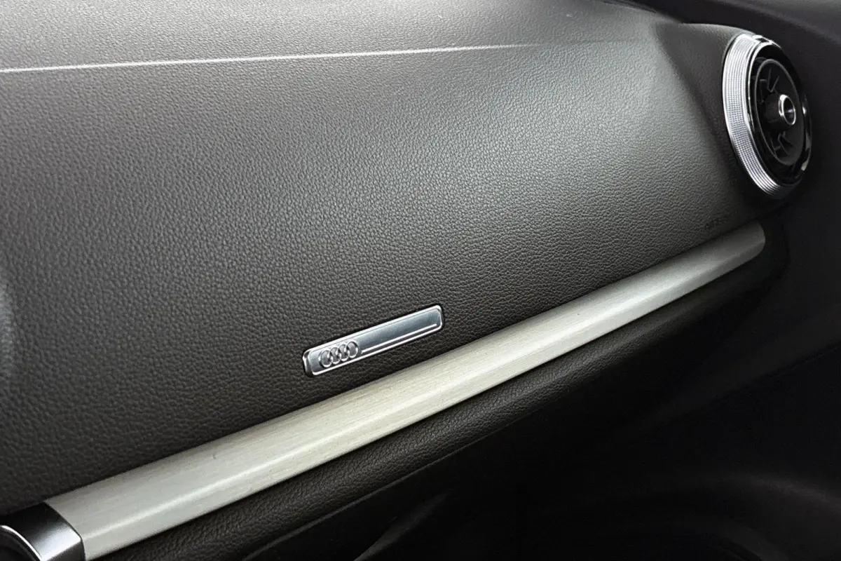 30 TFSI Advance Sport S-Line Trekhaak Stoelverwarming Navi Virtual