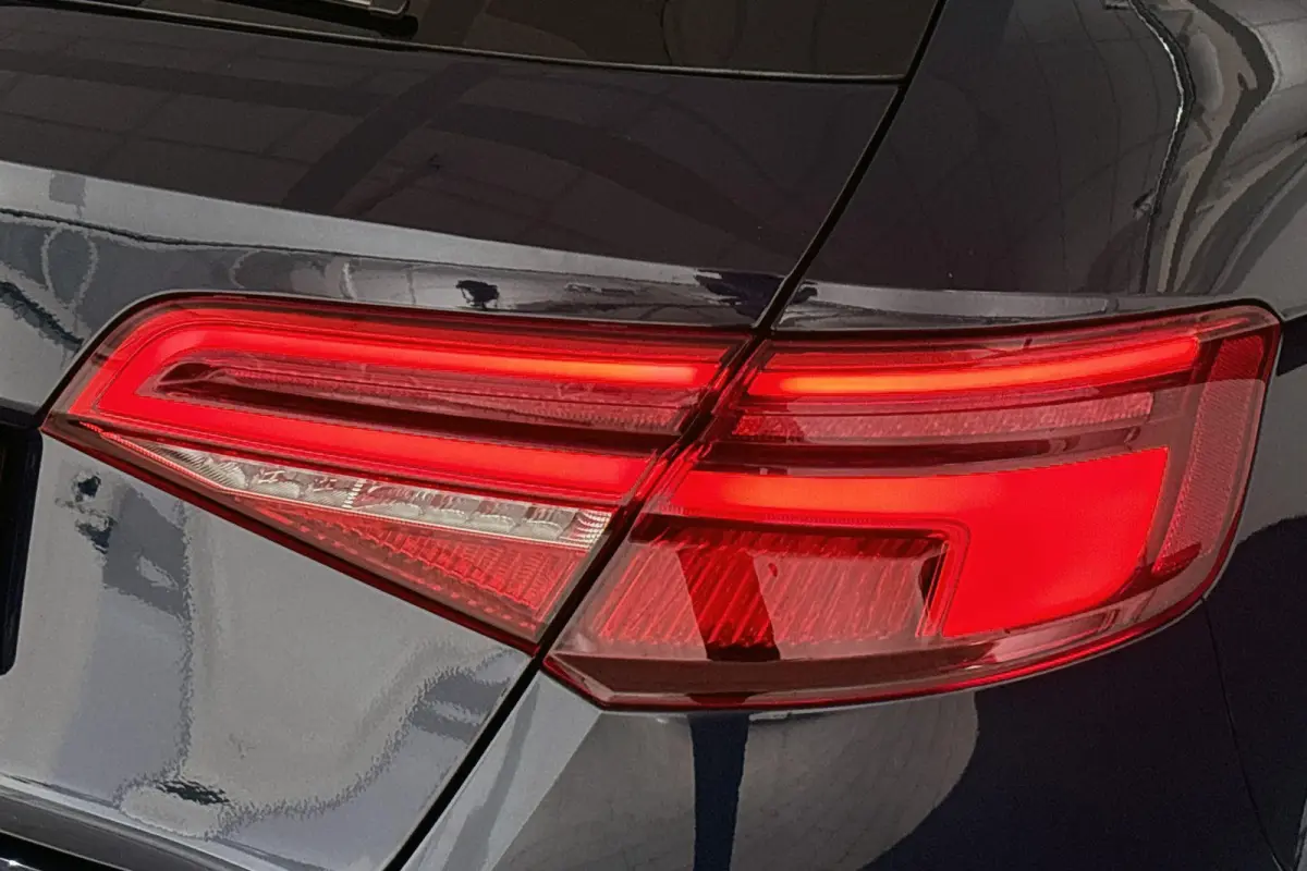 30 TFSI Advance Sport S-Line Trekhaak Stoelverwarming Navi Virtual
