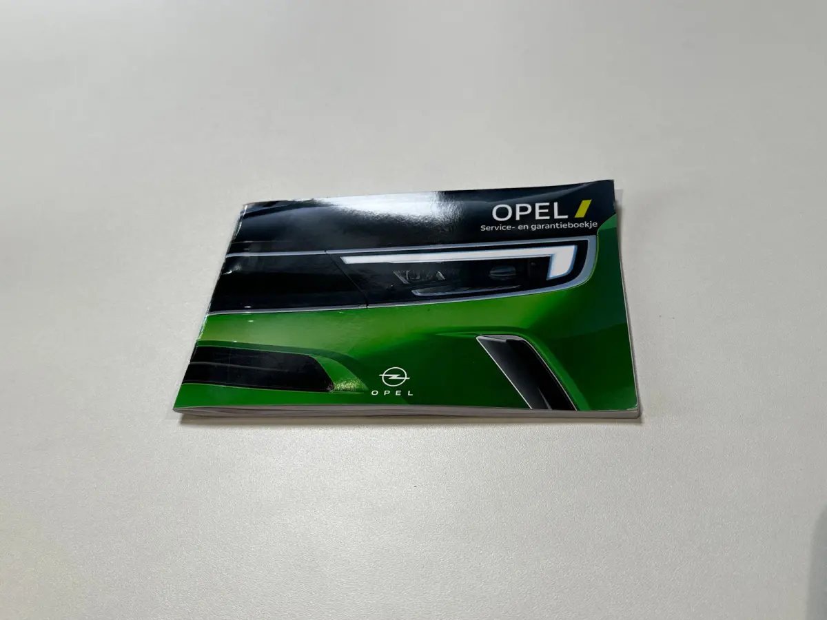 1.2 100 PK Level 4/GS | CAMERA + PARKEERSENSOREN| LED KOPLAMPEN| APPLE CARPLAY/ANDROID AUTO| ELECTRONIC CLIMATE CONTROL| DEALER ONDERHOUDEN| DODEHOEK DETECTIE|