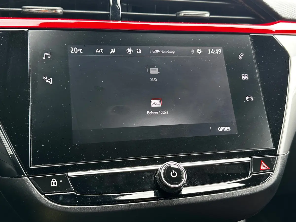 1.2 100 PK Level 4/GS | CAMERA + PARKEERSENSOREN| LED KOPLAMPEN| APPLE CARPLAY/ANDROID AUTO| ELECTRONIC CLIMATE CONTROL| DEALER ONDERHOUDEN| DODEHOEK DETECTIE|