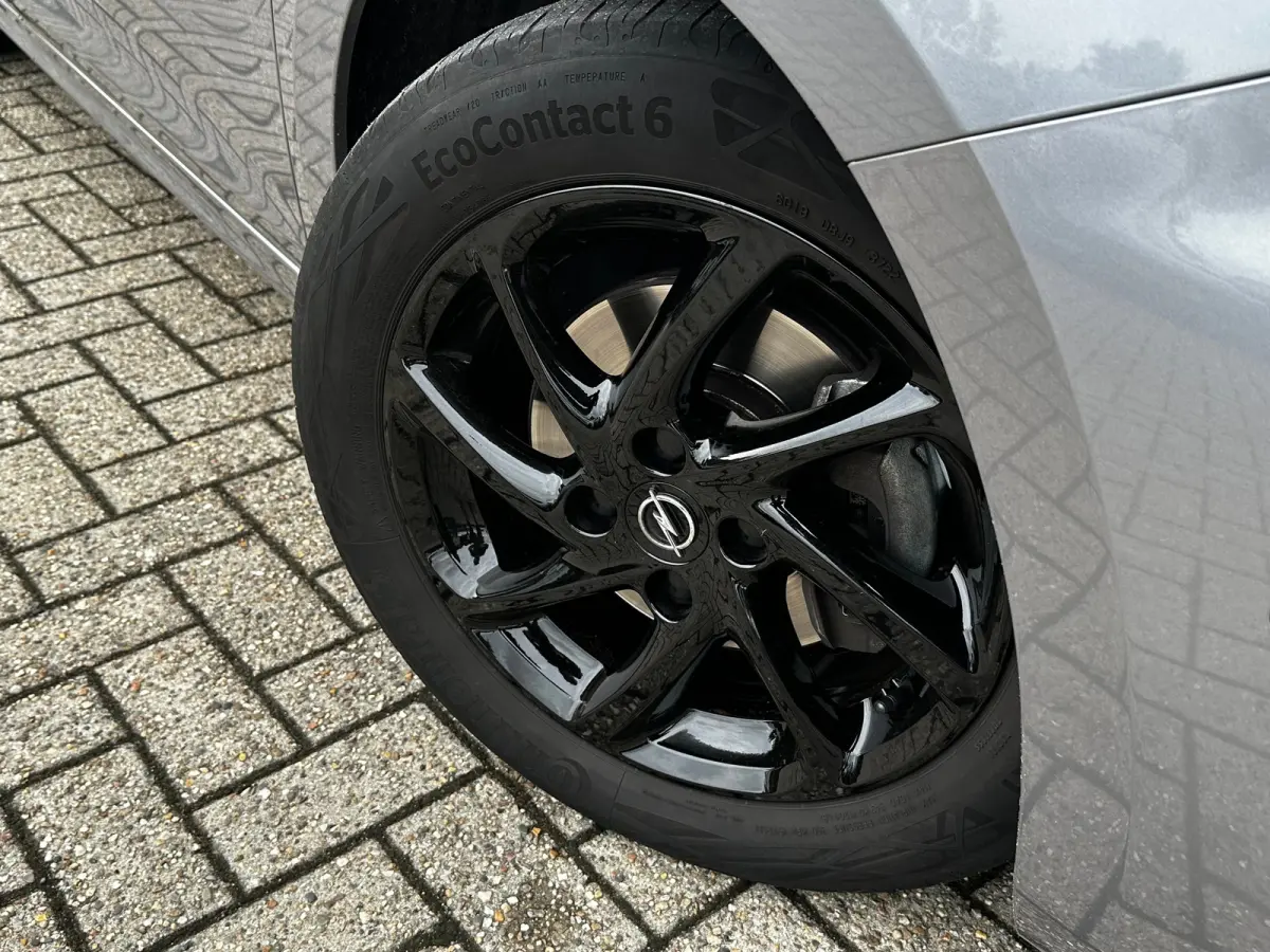 1.2 100 PK Level 4/GS | CAMERA + PARKEERSENSOREN| LED KOPLAMPEN| APPLE CARPLAY/ANDROID AUTO| ELECTRONIC CLIMATE CONTROL| DEALER ONDERHOUDEN| DODEHOEK DETECTIE|