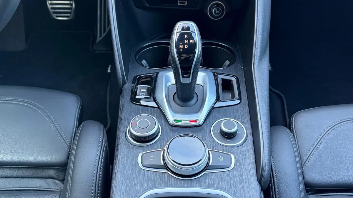 2.0 TURBO 280PK AWD SPRINT NAVI / LEDER / FULL-LED / KEYLESS / 19" LMV / CAMERA / ADAPT. CRUISE / WINTERPAKKET !!