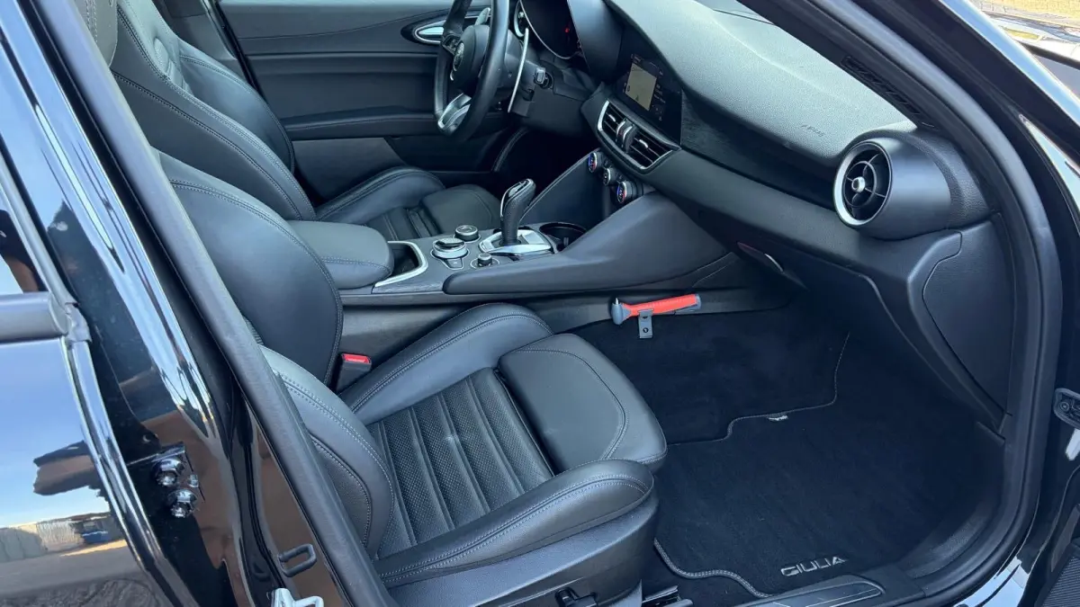 2.0 TURBO 280PK AWD SPRINT NAVI / LEDER / FULL-LED / KEYLESS / 19" LMV / CAMERA / ADAPT. CRUISE / WINTERPAKKET !!