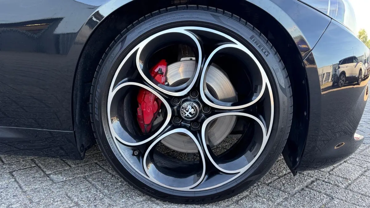 2.0 TURBO 280PK AWD SPRINT NAVI / LEDER / FULL-LED / KEYLESS / 19" LMV / CAMERA / ADAPT. CRUISE / WINTERPAKKET !!