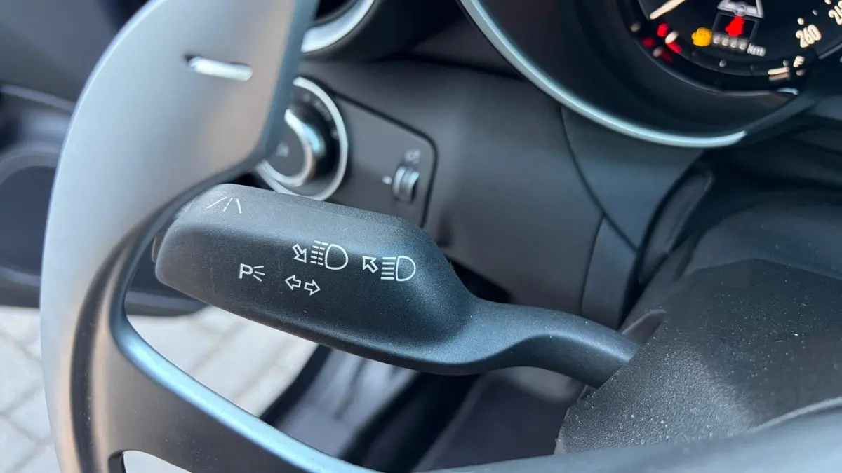 2.0 TURBO 280PK AWD SPRINT NAVI / LEDER / FULL-LED / KEYLESS / 19" LMV / CAMERA / ADAPT. CRUISE / WINTERPAKKET !!
