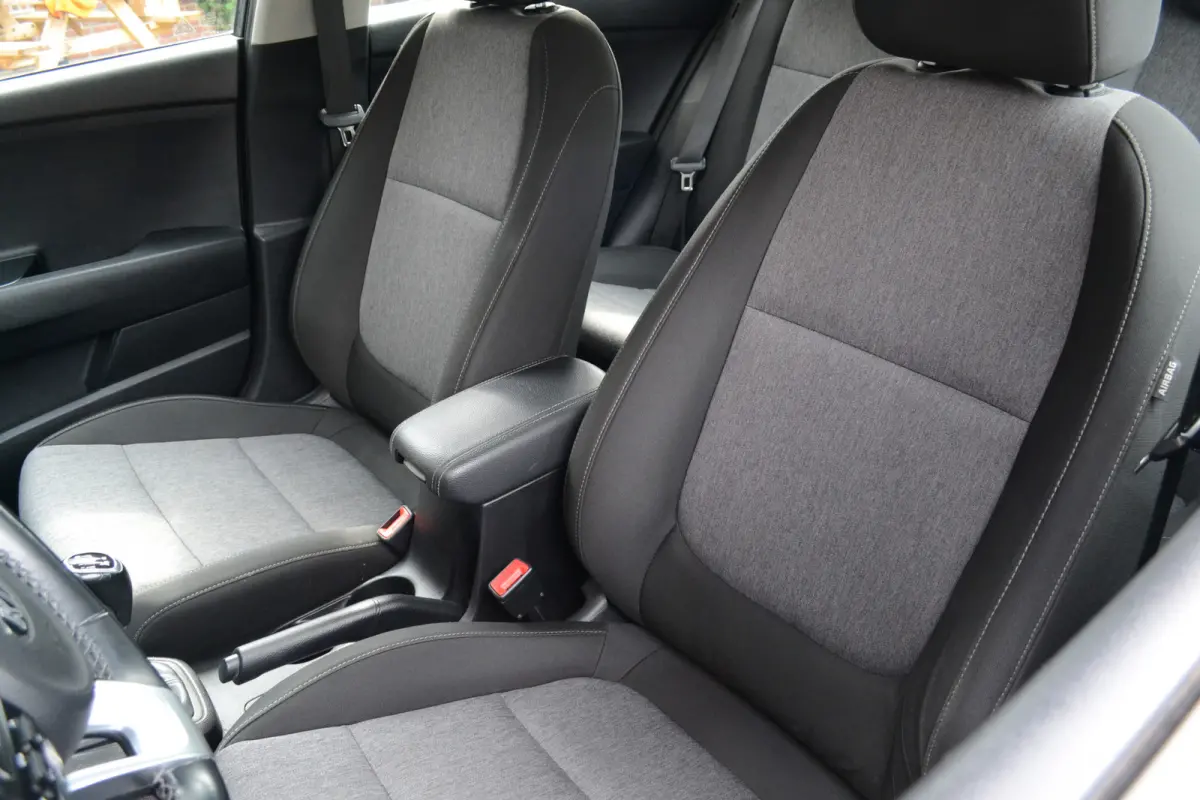 1.0 T-GDi DynamicLine | Camera | Carplay/Android Auto | Navigatie | DAB