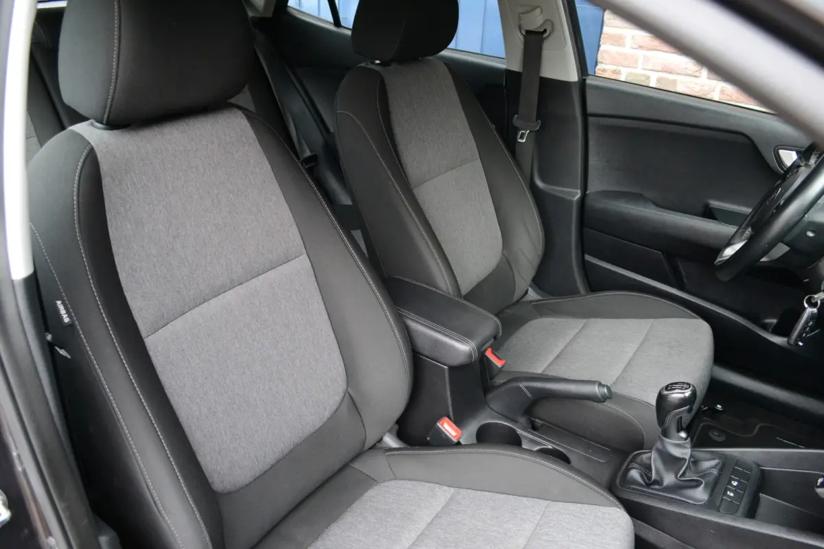 1.0 T-GDi DynamicLine | Camera | Carplay/Android Auto | Navigatie | DAB
