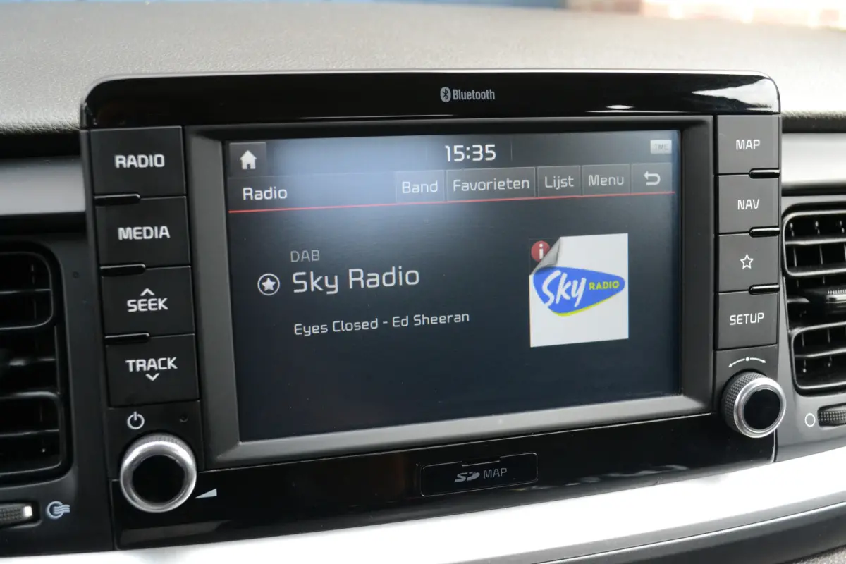 1.0 T-GDi DynamicLine | Camera | Carplay/Android Auto | Navigatie | DAB