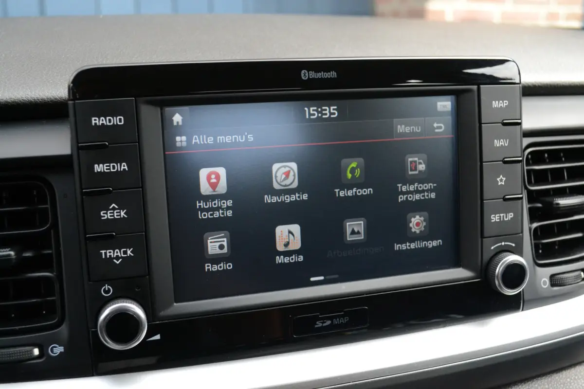 1.0 T-GDi DynamicLine | Camera | Carplay/Android Auto | Navigatie | DAB