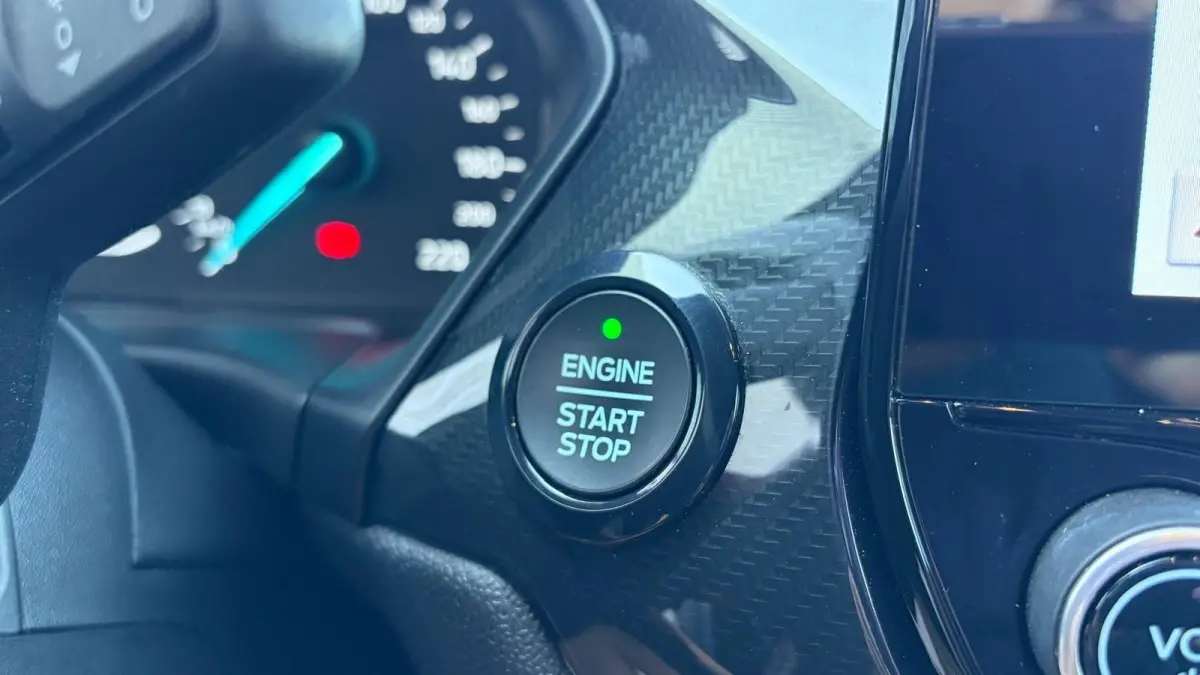 1.0 ECOBOOST 100PK ST-LINE / NAVI / CLIMA / FULL-LED / 17" LMV / CAMERA / KEYLESS / WINTERPAKKET !!