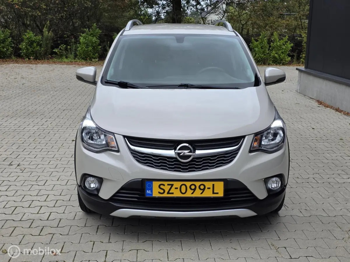 1.0 Online Edition | CarPlay | 68.144 km