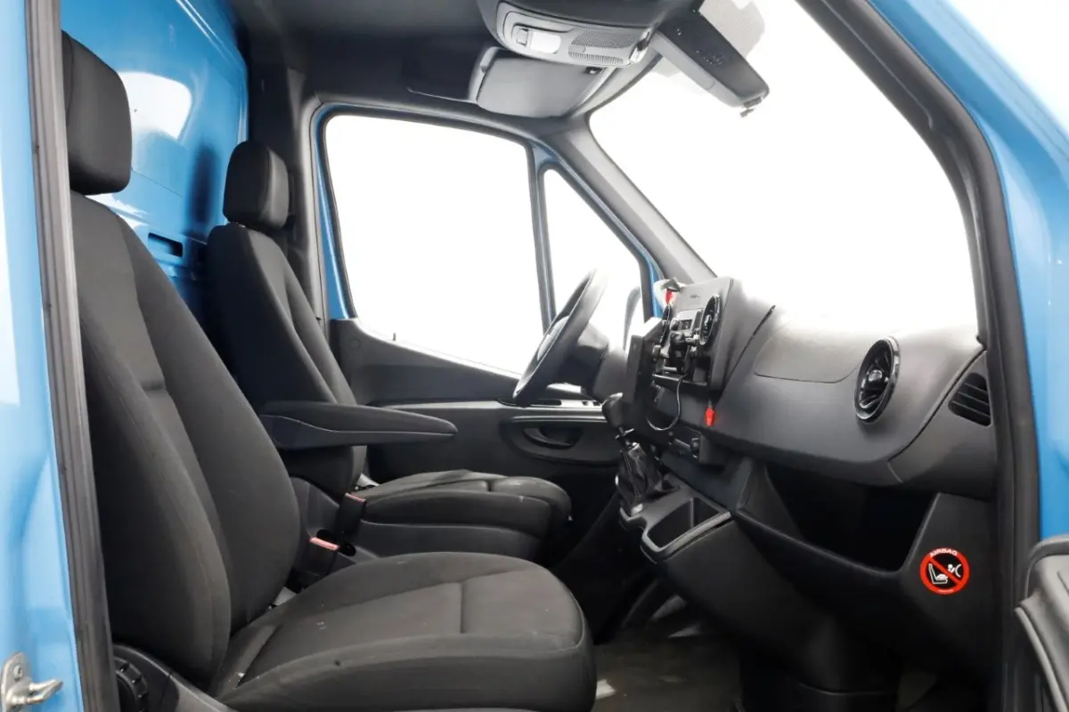 311 CDI 115pk E6 RWD Bakwagen met achterdeuren 2-Persoons 05-2021