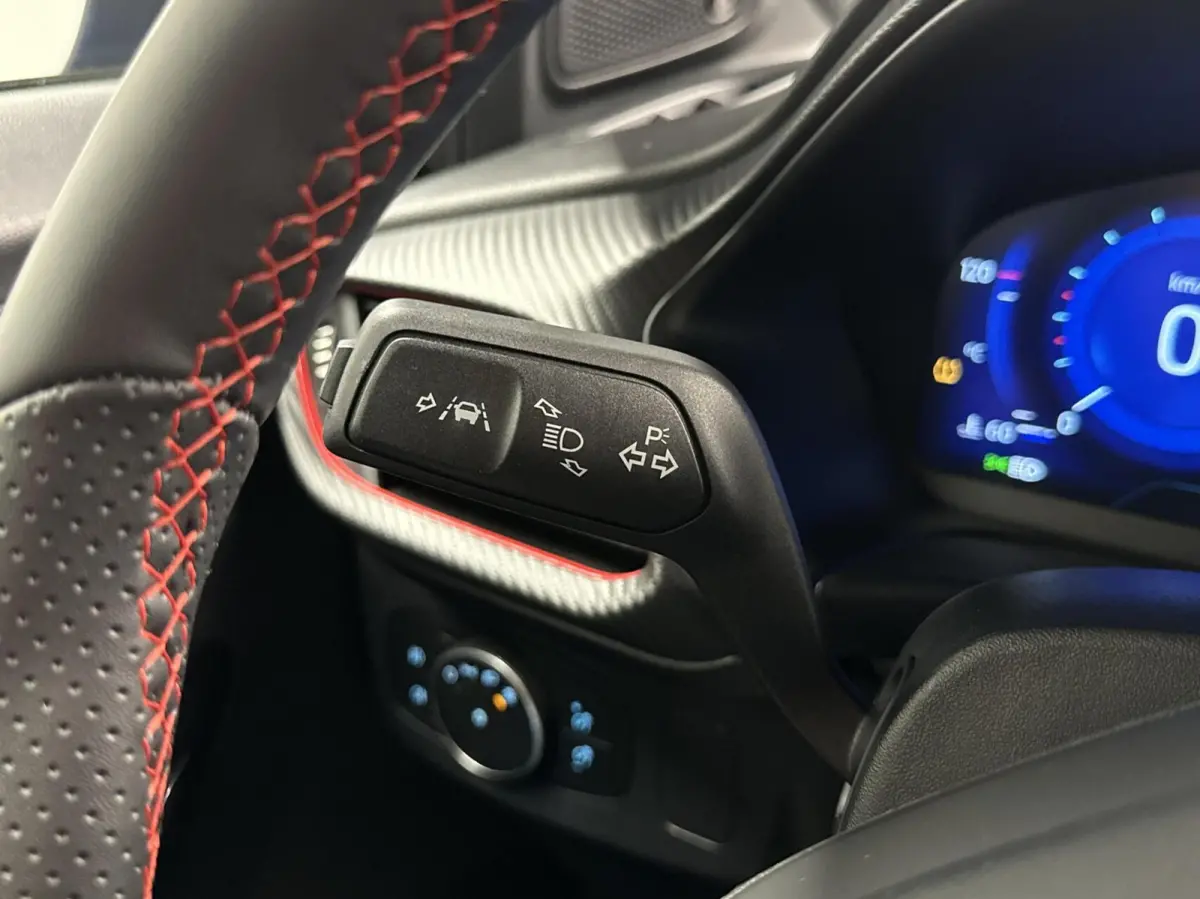 1.0 EcoBoost ST-Line X TREKHAAK CARPLAY NAVI CRUISE ECC LM.