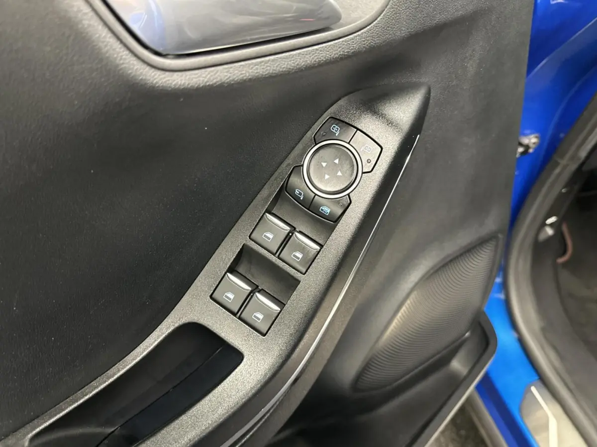 1.0 EcoBoost ST-Line X TREKHAAK CARPLAY NAVI CRUISE ECC LM.