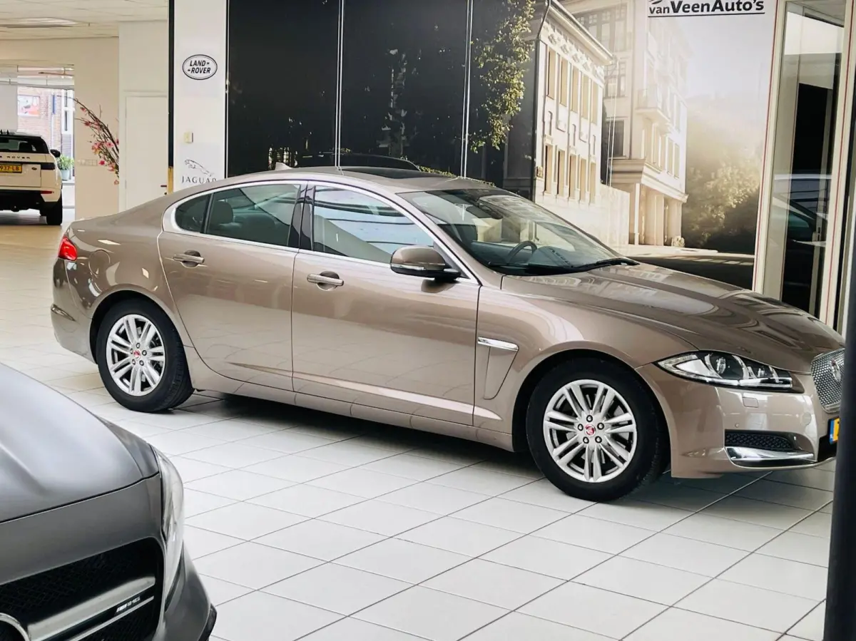 2.0 4WD LuxuryHSE 2 jaar garantie