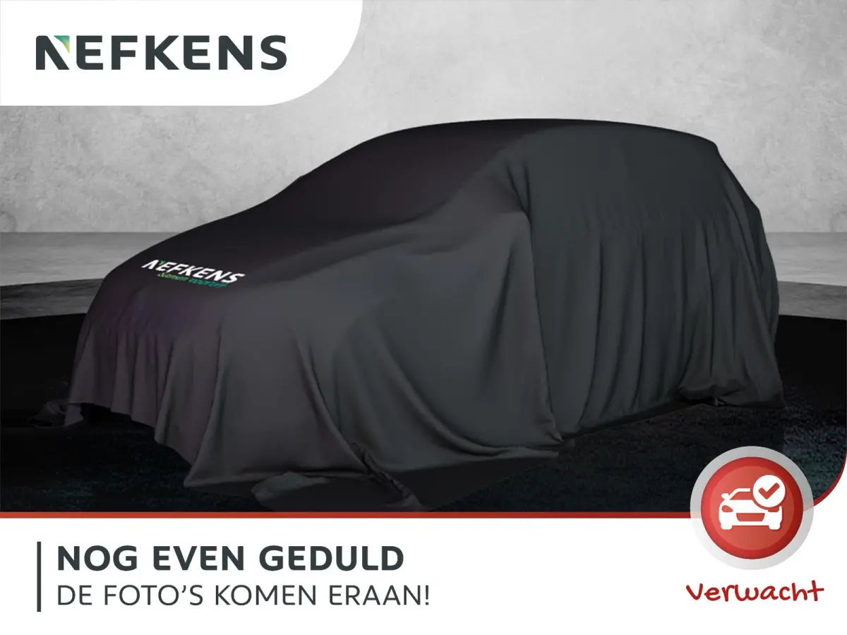 Business Hybrid 110pk Automaat | DEMO | Navigatie | Parkeersensoren voor en achter | Camera | Metaalkleur | Privacy Glass | Cruise Control | Apple Carplay/Android Auto