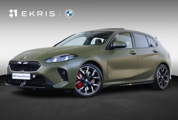 120 M Sport Design Edition | Sport Pakket Pro | Panorama Dak | Driving Assistant Plus | Harman Kardon | Invidual Frozen Urban Green | Parking Assistant Plus |