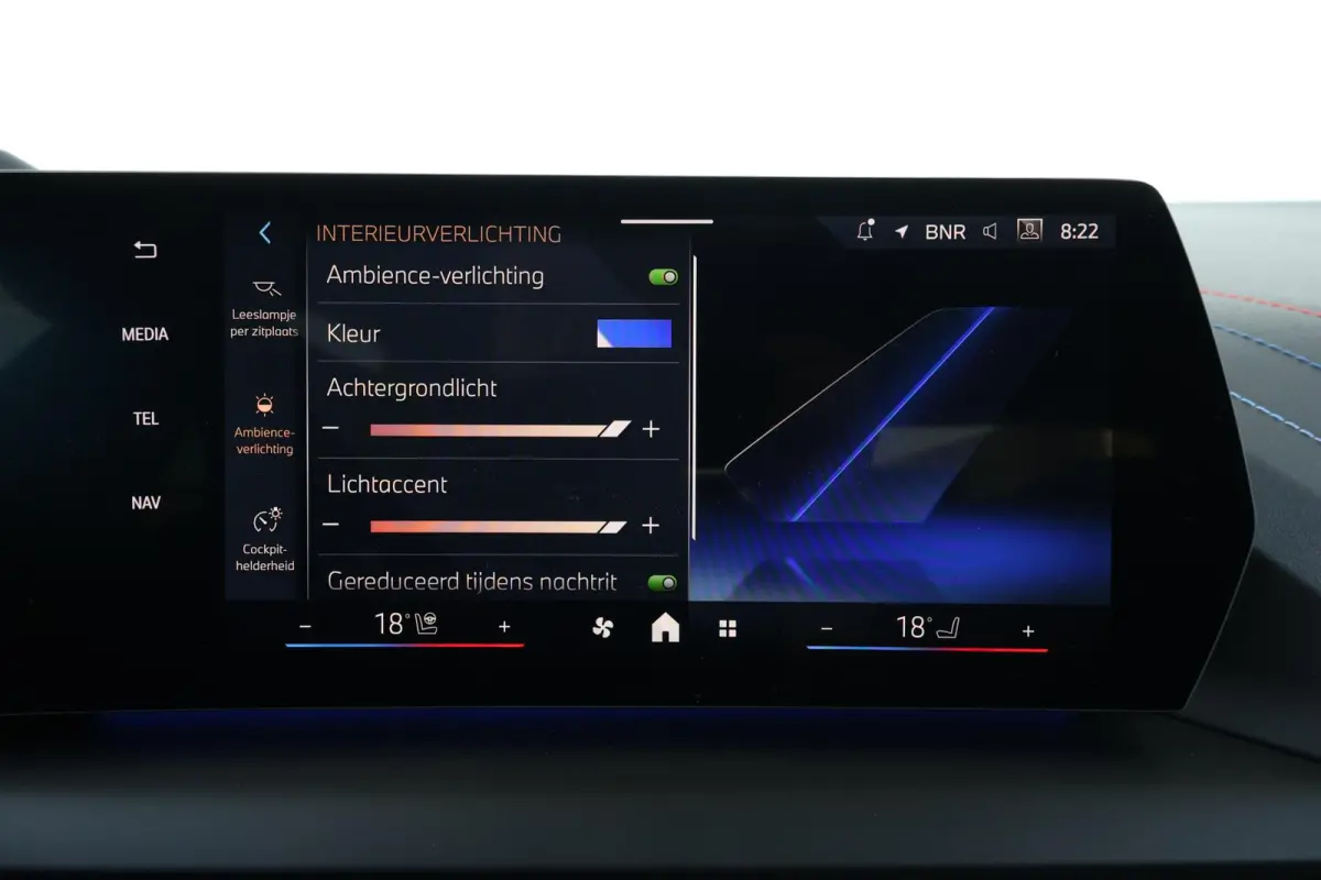 120 M Sport Design Edition | Sport Pakket Pro | Panorama Dak | Driving Assistant Plus | Harman Kardon | Invidual Frozen Urban Green | Parking Assistant Plus |
