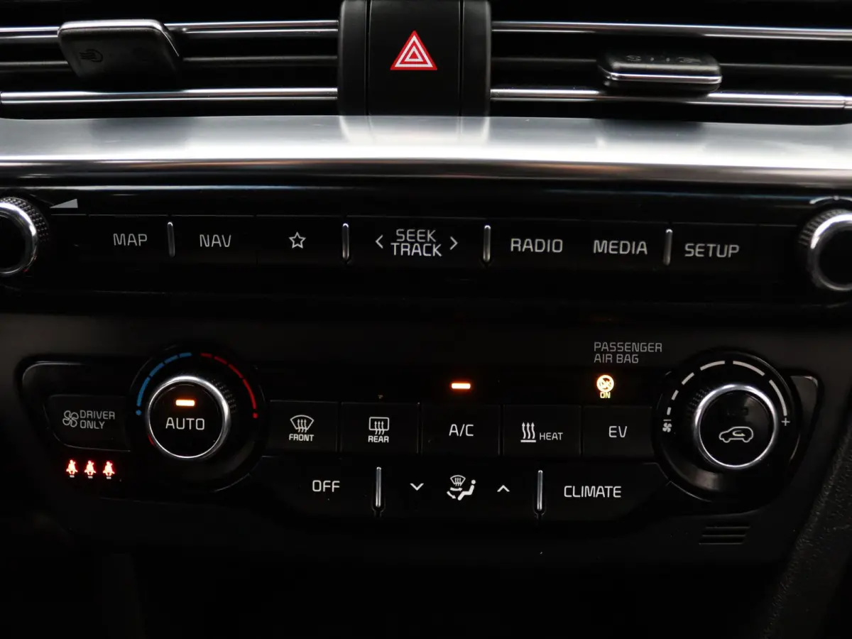 204pk DynamicPlusLine 64 kWh Apple Carplay/Android Auto | Climate