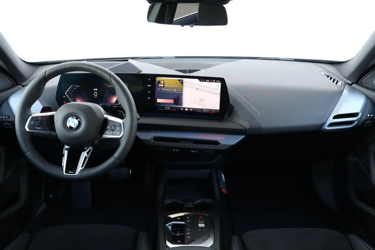 220 M Sport Design Edition | Sport Pakket Pro | Panorama Dak | Parking Assistant Plus | Harman Kardon | Head-Up | Invidual Midnight Sapphire |