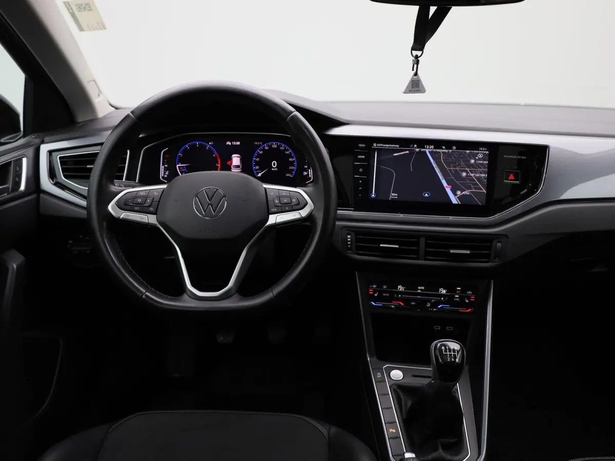 1.0 TSI Style 110 PK| Origineel Nederlands | Panoramadak | Navigatie Pro | Keyless Entry | Stoelverwarming | Achteruitrijcamera | Climatronic | Digitale Cockpit Pro