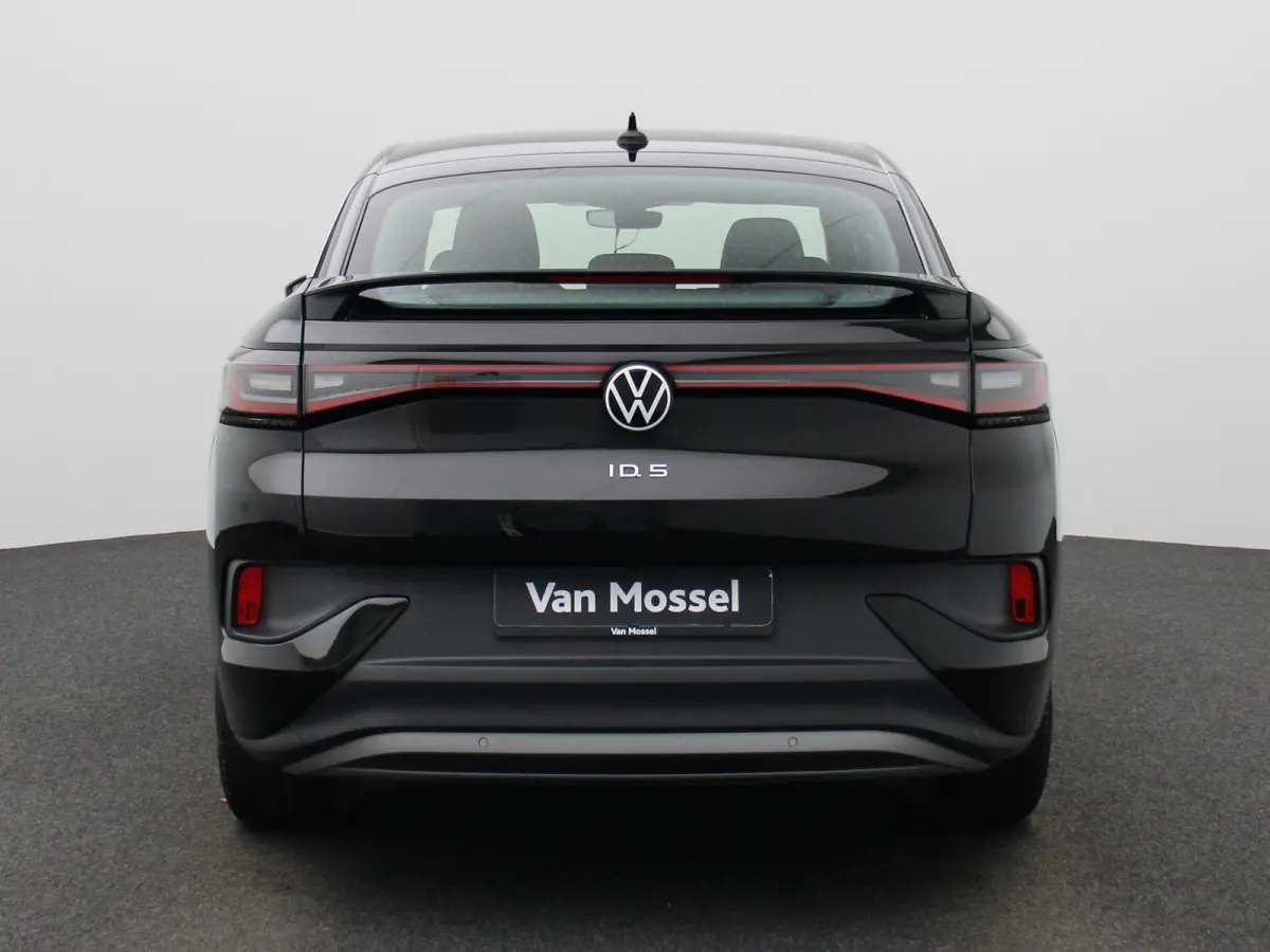 ID.5 Pro Business Advantage 77 kWh 204 PK| SoH 97,86% | Dealeronderhouden | Warmtepomp | Navigatie | Stoelverwarming | Stuurwielverwarming | Parkeersensoren
