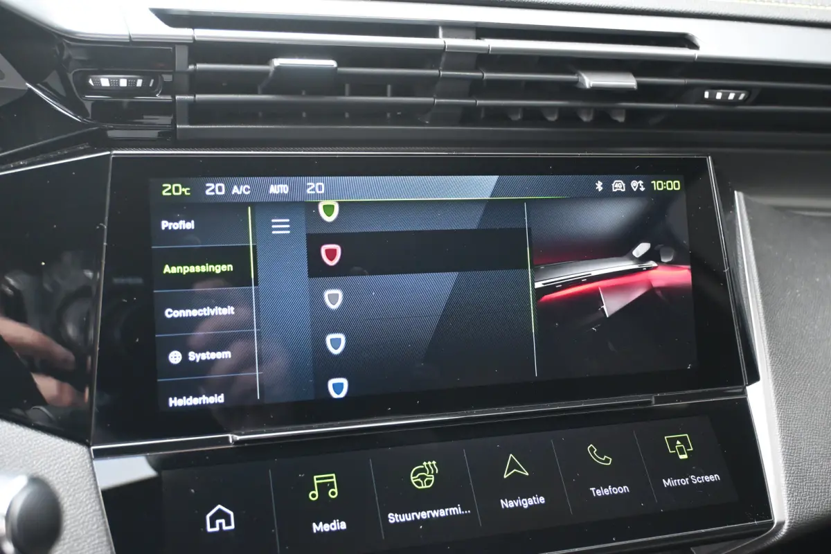 1.2 Hybrid 145 e-DCS6 GT Tot 8 Jaar Garantie! | 360 Camera | Elektr. Stoelen | Elektr. Achterklep | LED-Matrix | Adaptive Cruise | Alcantara | Stuur/Stoelverwarming | !!