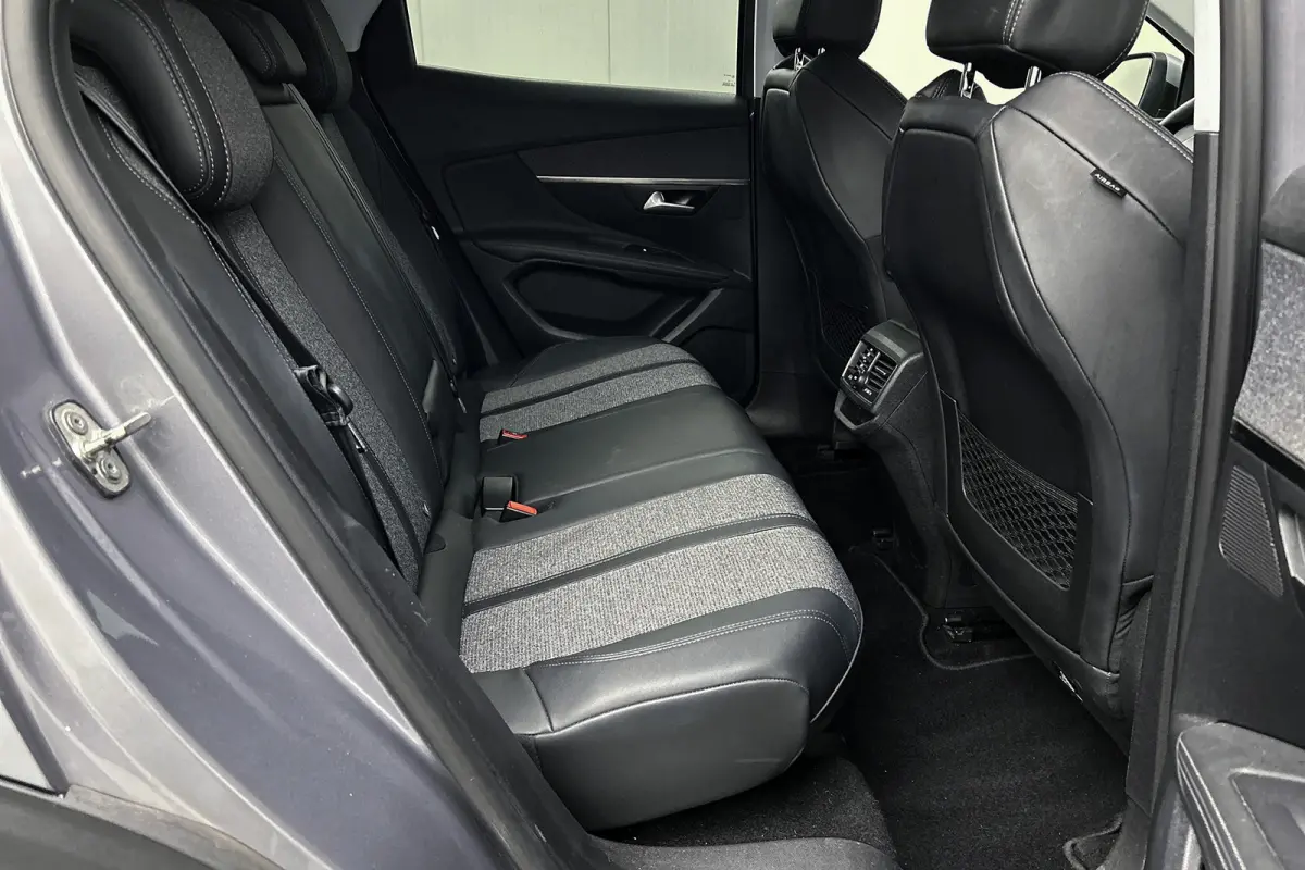 1.2 PureTech | Half lederen bekleding | Navigatie | Cruise control