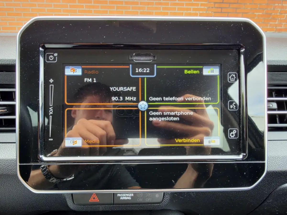 1.2 Smart Hybrid Select 1e eigenaar Apple Carplay Lm Velgen