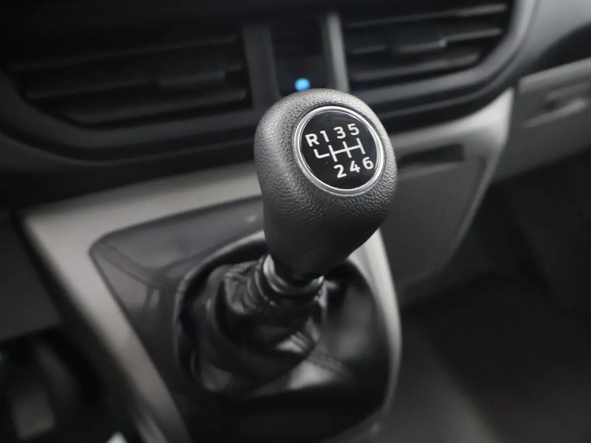 300 2.0 TDCI L2 H1 Trend