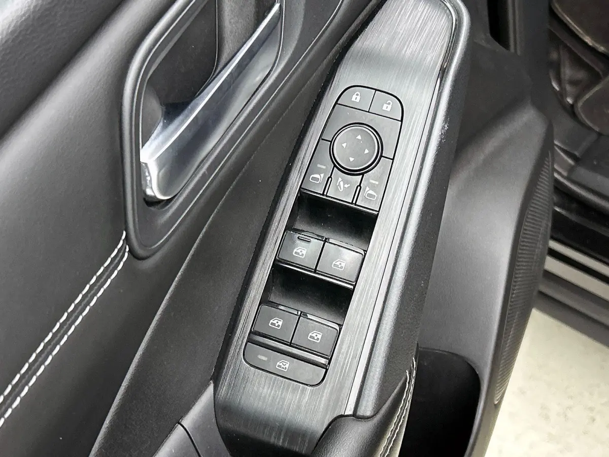 1.3 MHEV Xtronic Acenta CAMERA | NAVI-CARPLAY | FULL-LED | TREKHAAK