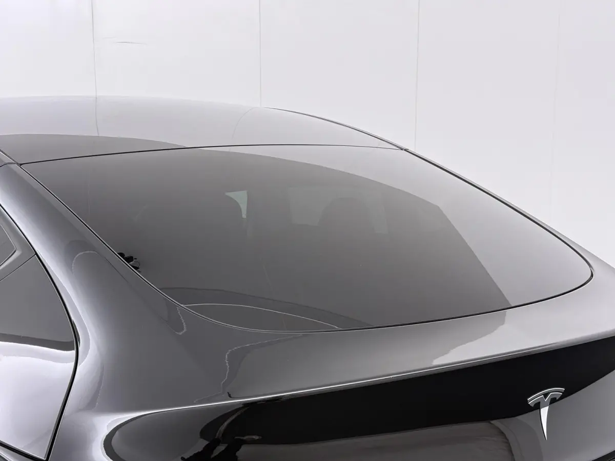 Long Range AWD 75 kWh | Basic Autopilot | Panoramadak |