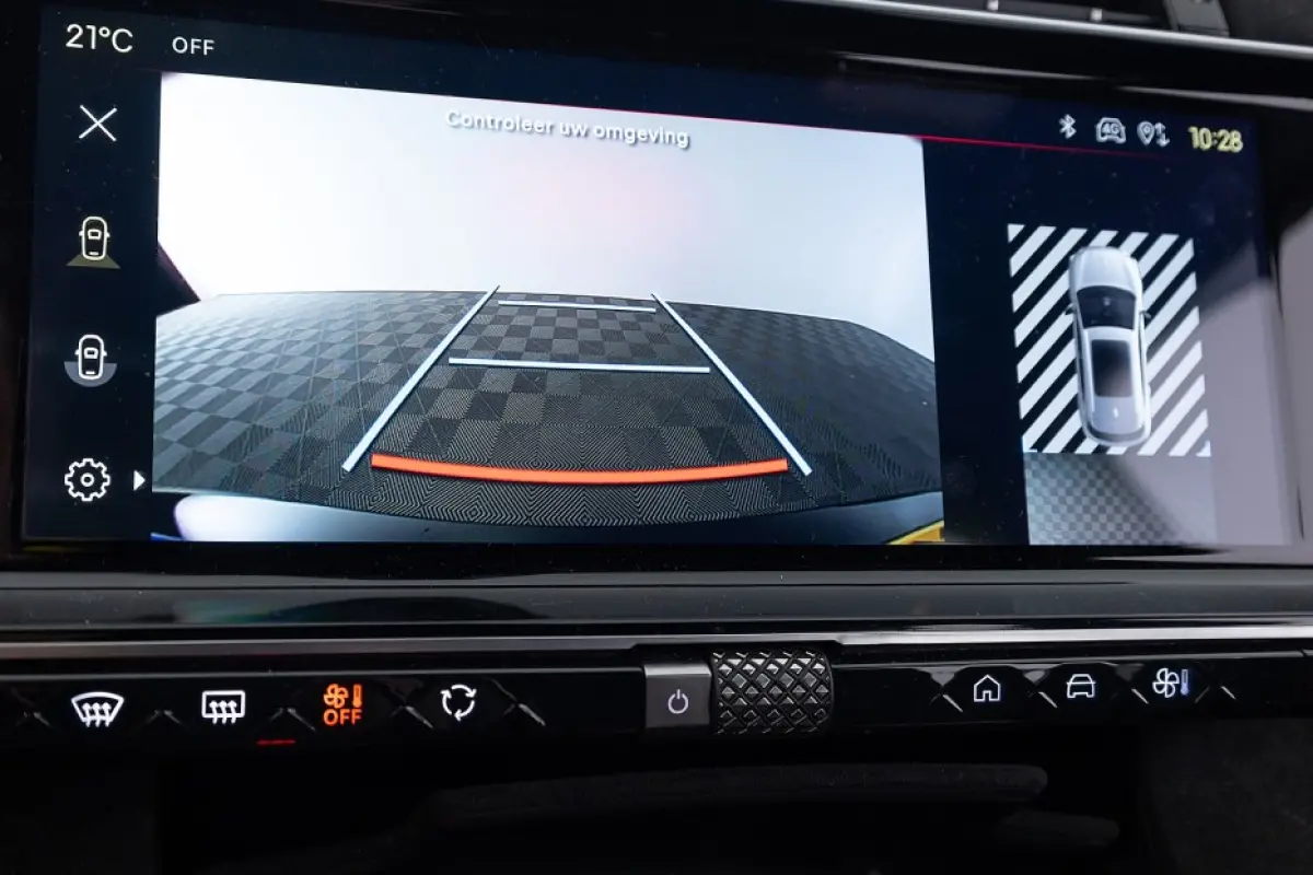 E-Tense 225 Performance Line | Full LED | ECC | Half LEDER