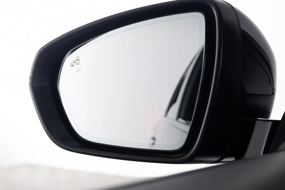 E-Tense 225 Performance Line | Full LED | ECC | Half LEDER